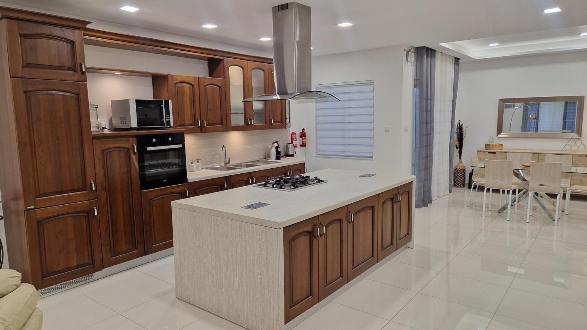 Carousel Apartment Qrendi