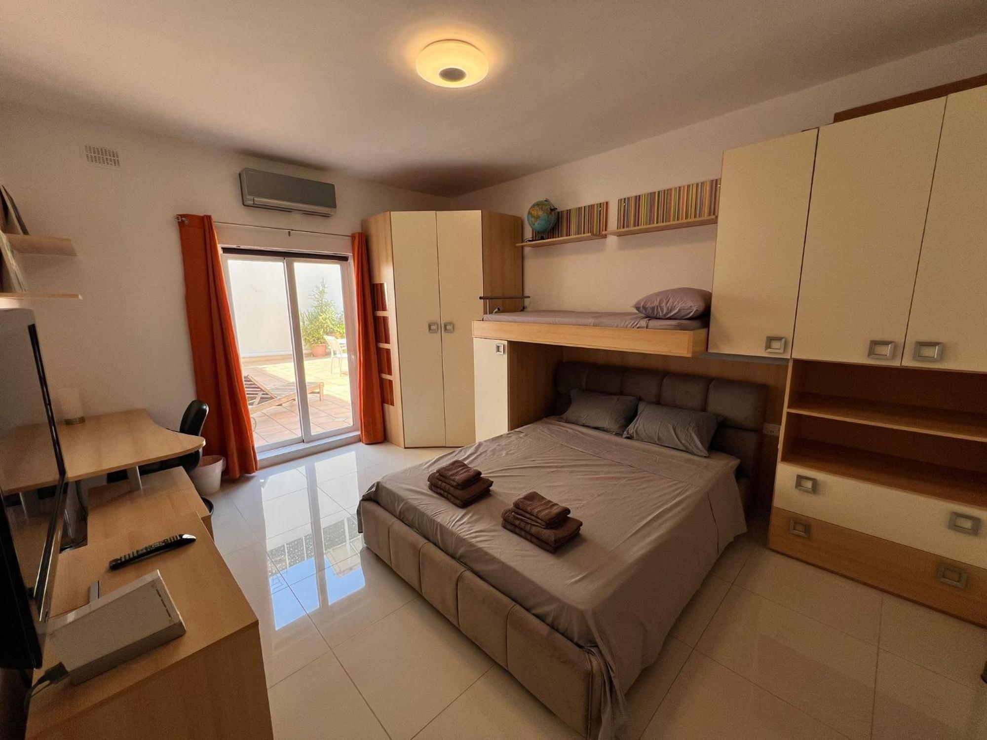 Carousel Apartment Qrendi